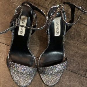 Steve Madden 7.5 but fits like a 6.5